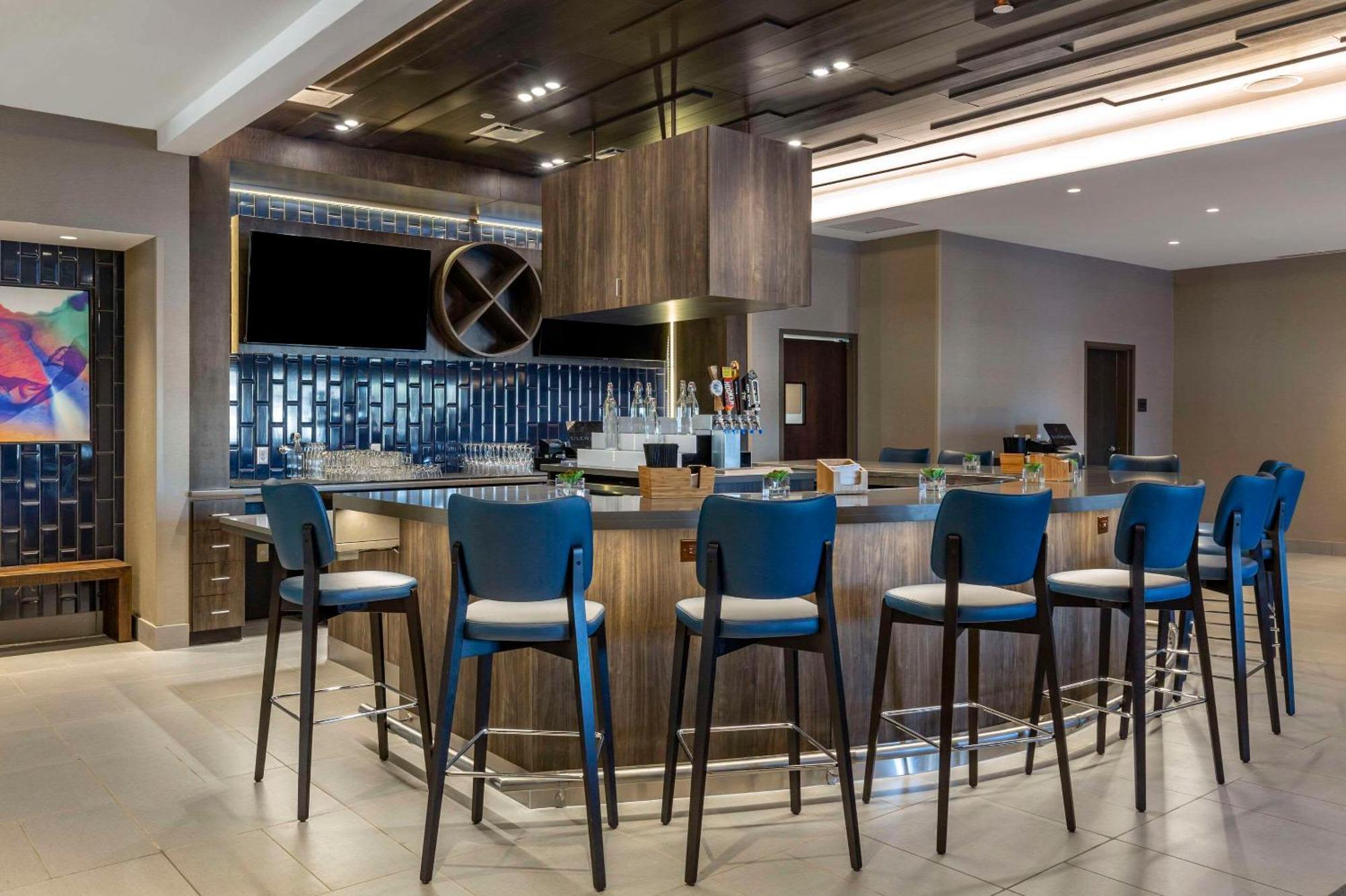 Cambria Hotel Manchester South Windsor Bagian luar foto