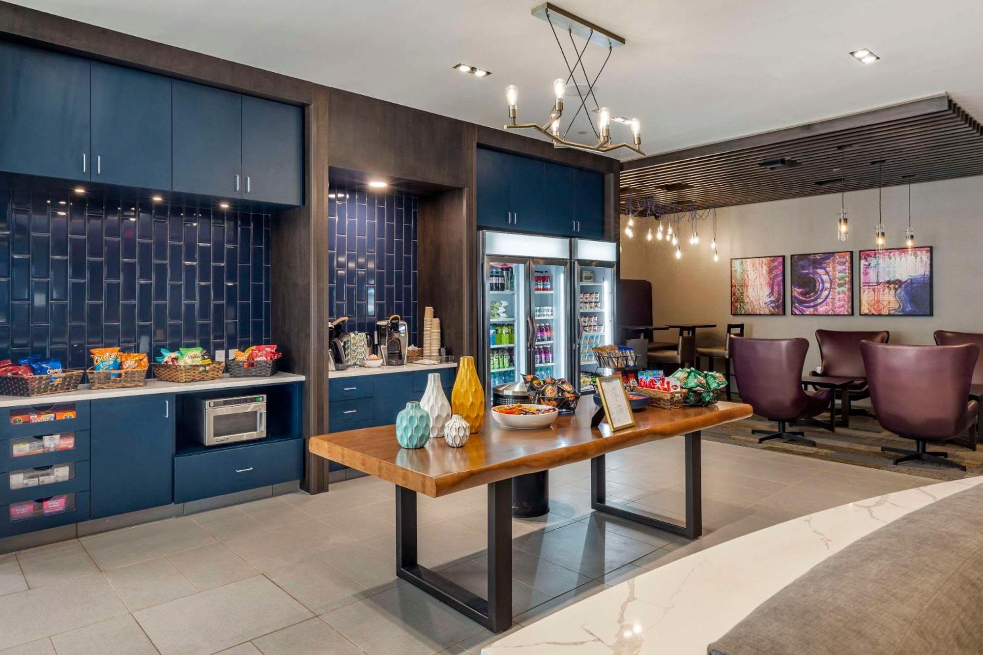 Cambria Hotel Manchester South Windsor Bagian luar foto