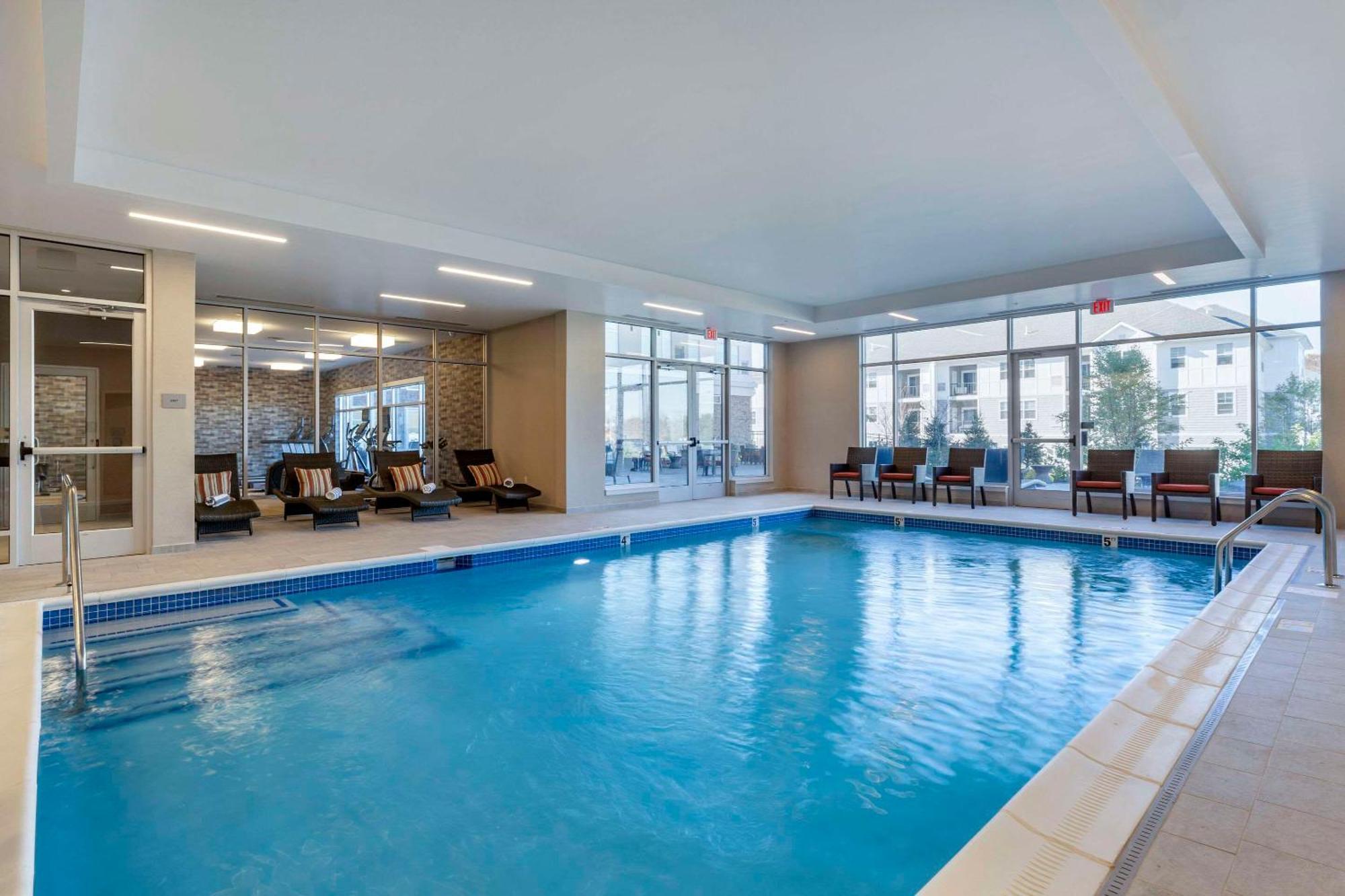 Cambria Hotel Manchester South Windsor Bagian luar foto