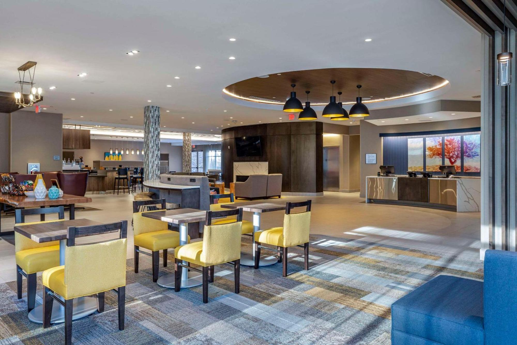 Cambria Hotel Manchester South Windsor Bagian luar foto