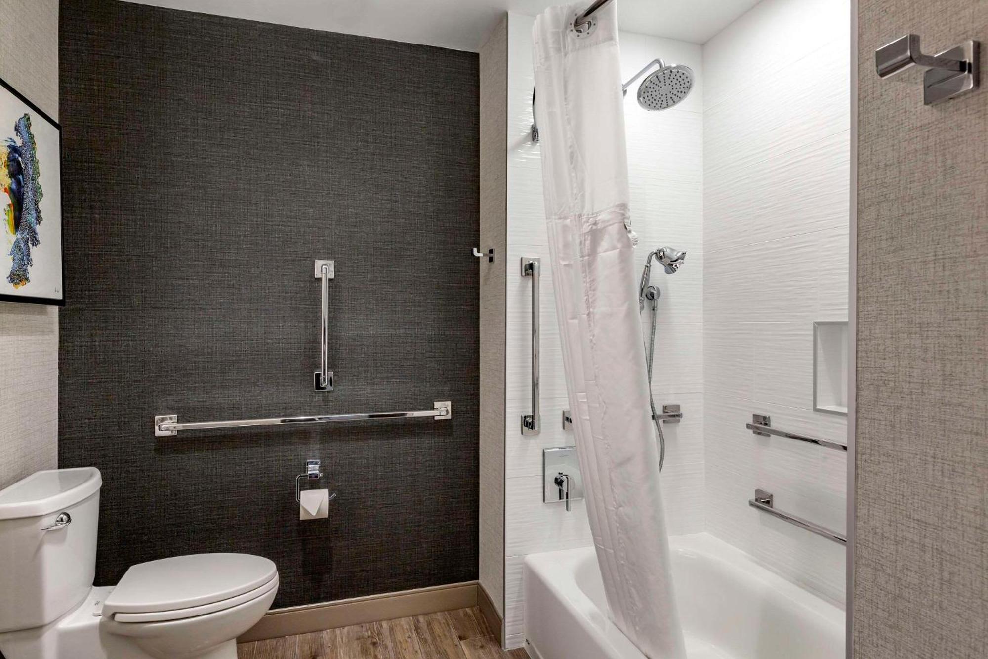Cambria Hotel Manchester South Windsor Bagian luar foto